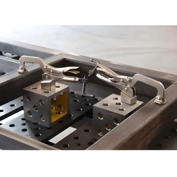 STRONG AND TOOLS | Clamping clamp for welding table