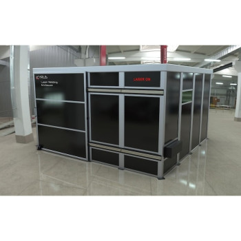 Cabina de soldadura láser clase 4 - 4x4m con puerta corredera