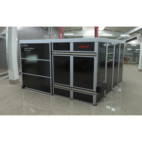 Cabina de soldadura láser clase 4 - 4x4m con puerta corredera